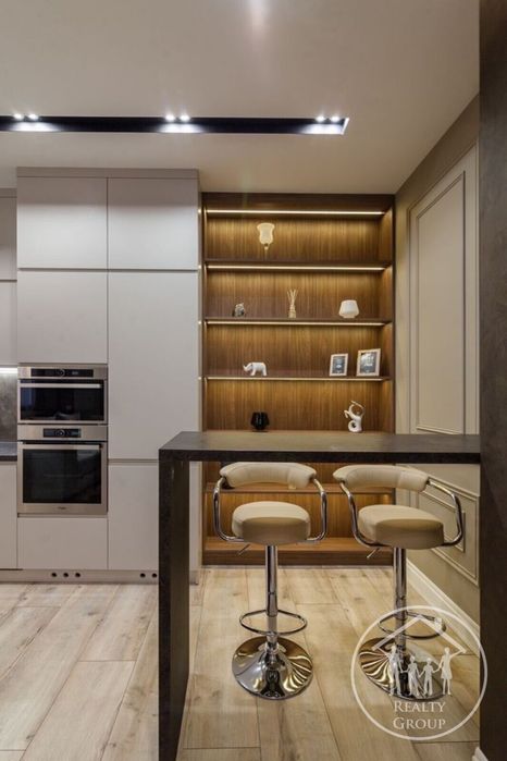 Шикарна 3-кімнатна квартира СВІТЛО Є ЗАВЖДИ вул Стефаника