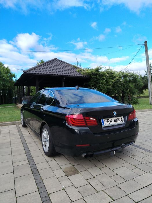 BMW  F10  manual