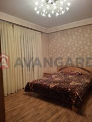 Продаж дому у Космічному мрні