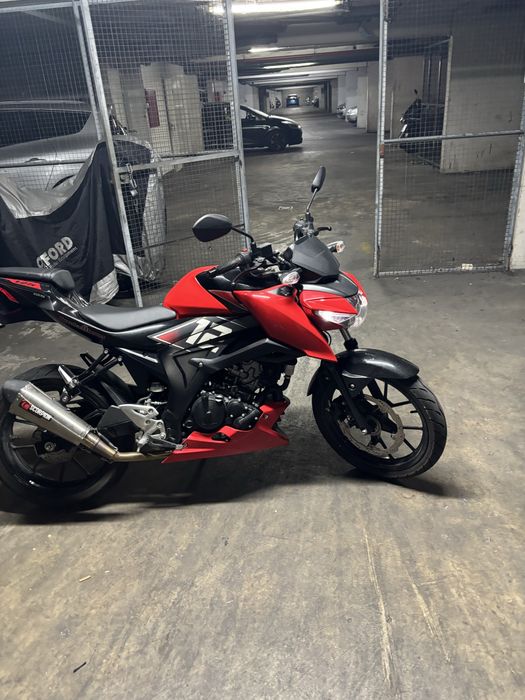 Moto semi nove pouco