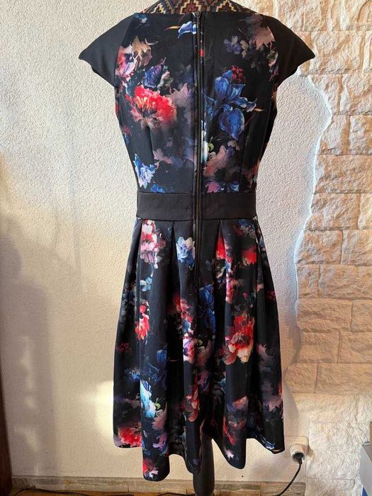 Sukienka elegancka