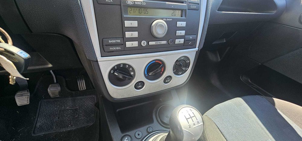 Ford Fiesta First Edition 1.25 Gasolina – 2005 - 125.000km