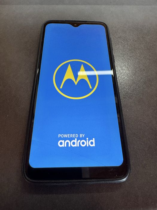 Smartfon telefon  Motorola one macro
