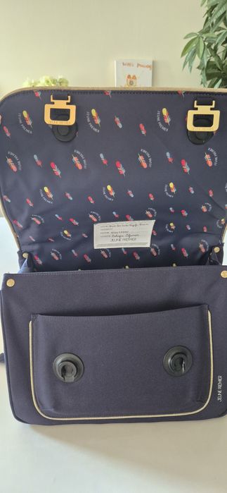Mochila escolar Menina + estojo