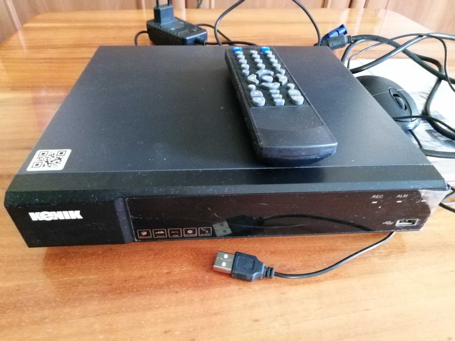 Monitoring firmy Kenik z dyskiem twardym 1 TB