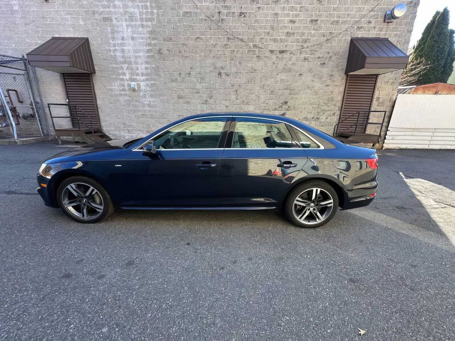 Audi A4      2017