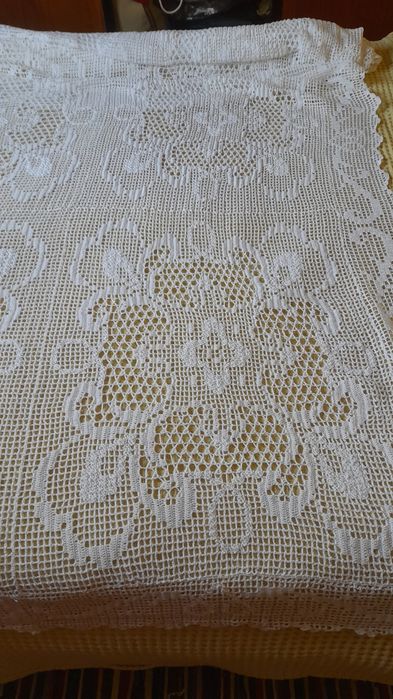 Toalha grande mesa em renda 4,50x1,50m - Nova - ÚLTIMOS DIAS