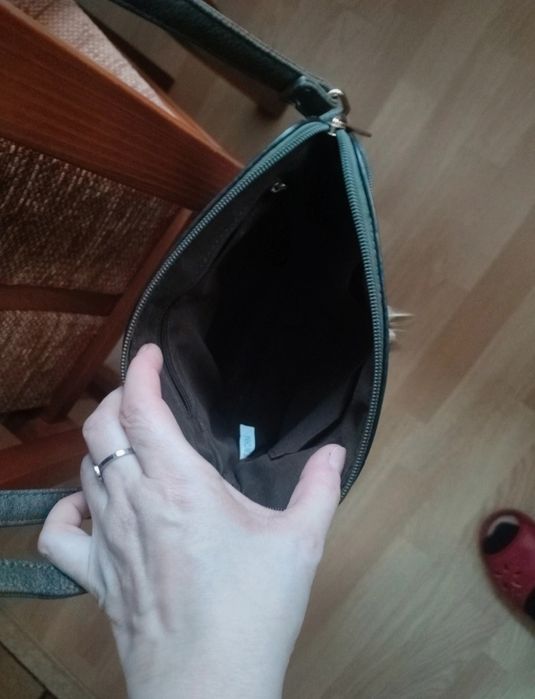 Fajna, elegancka torebka damska. Piękny kolor. Jak nowa !