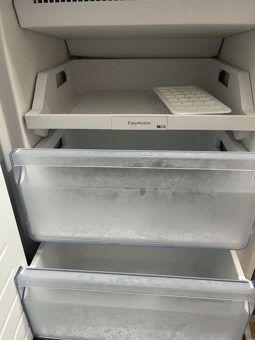 Frigorífico Combinado Bosch kgn33nle (No Frost E 176cm 282L inox)
