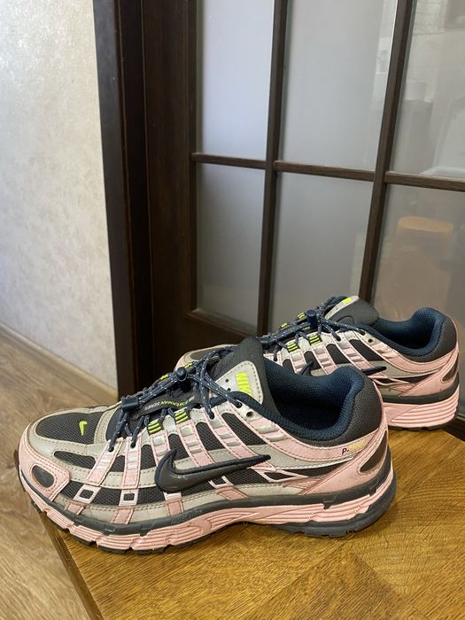 Кросівки жіночі Nike P-6000 Pink/Grey