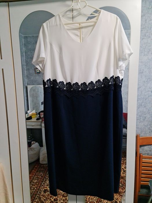 Продам женский комплект платье и пиджак