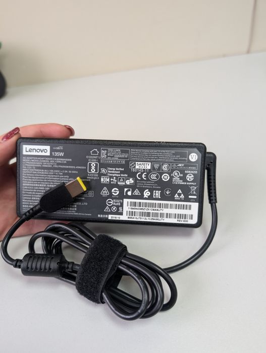 Зарядка Lenovo 135W/20V/6.75A/опт.роздріб.квадратка.100+шт.оригінальна