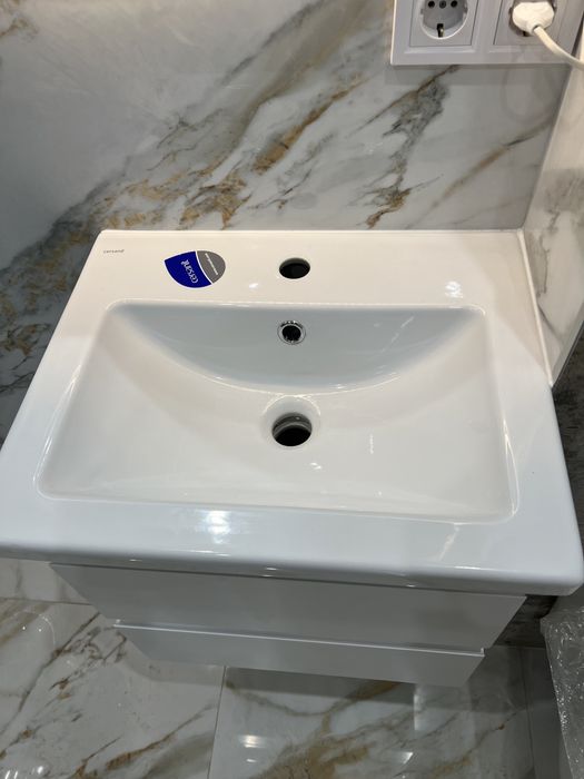 Мийка з тумбою