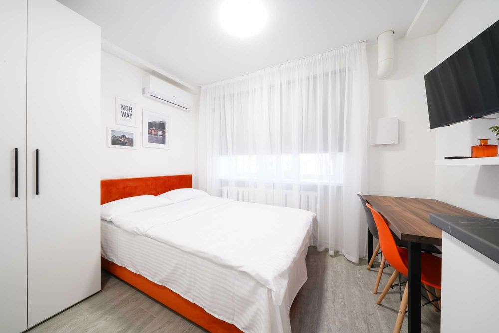 #1482 Квартира подобово. вул. Шолом-Алейхема, 1. Інститут Серця