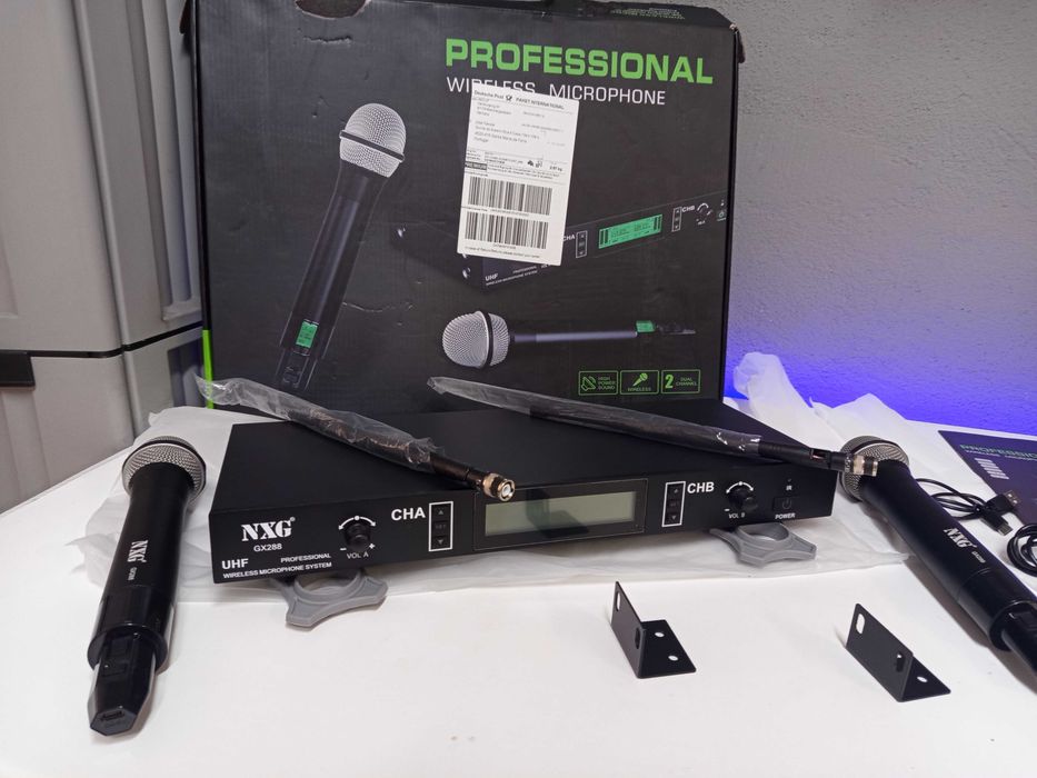 Microfones Profissional 2 Canais / Novo