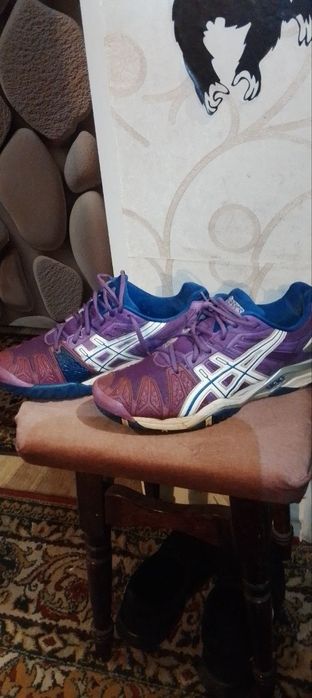 Кросівки Asics, 42.5р