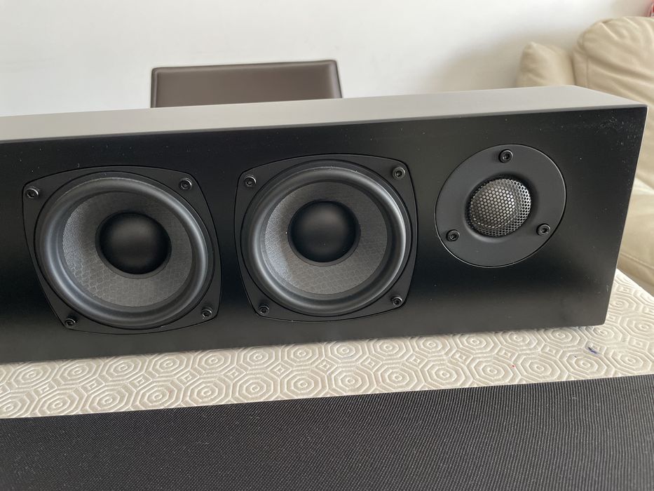 Totem KIN Force (coluna soundbar passiva)