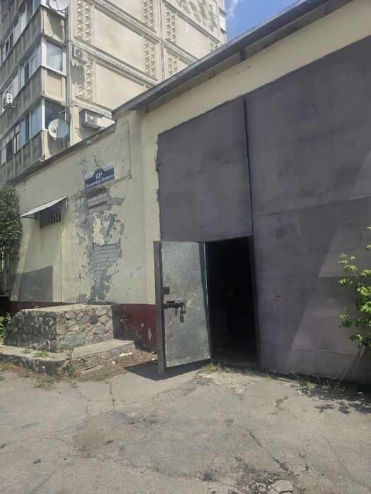 СДАМ складские помещения с рампой на молодежном