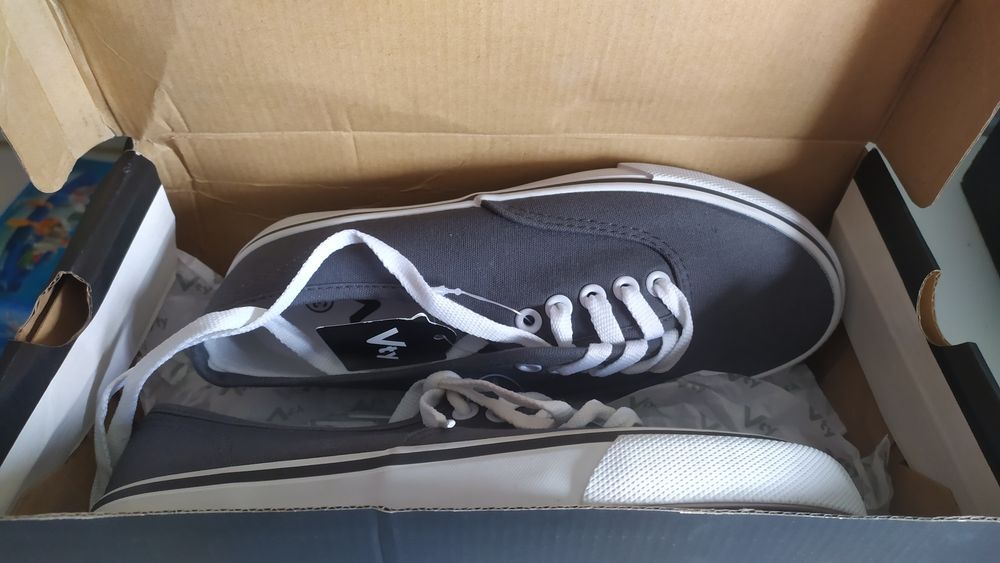 Tênis novos vty tamanho 37