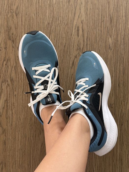 Кросівки Nike жіночі wmns nike quest 5