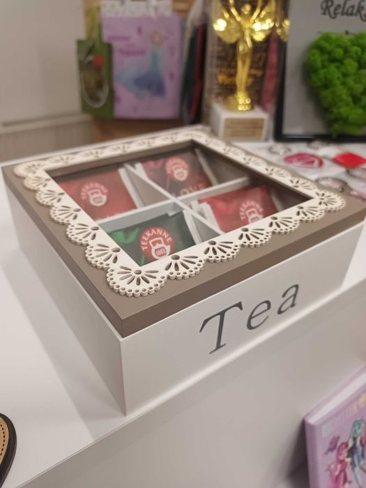 Drewniana skrzynka na herbate - SUPER  !