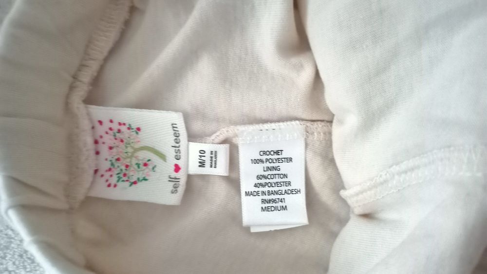 Spodenki z koronką Self Esteem