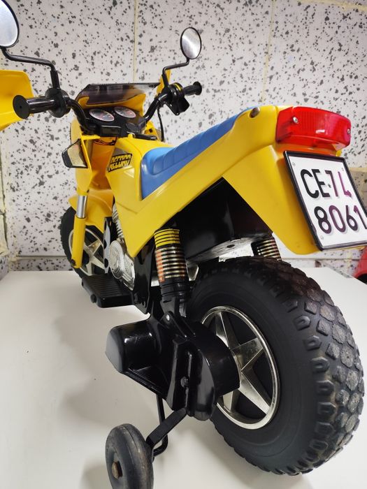 Motor,pojazd na akumulator dla dzieci Retro