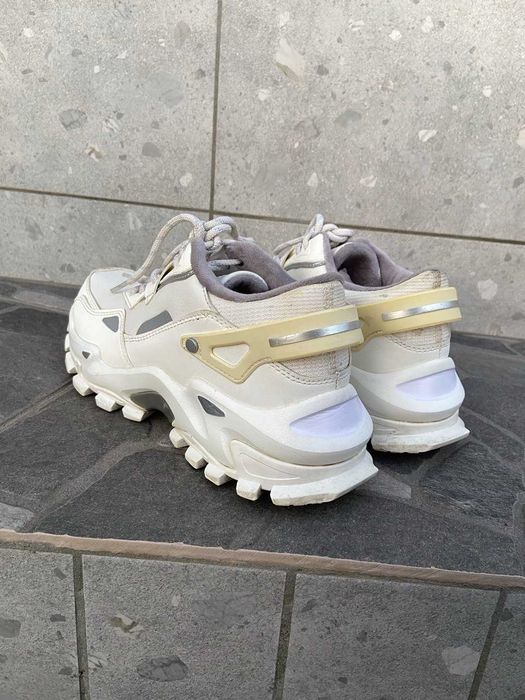 Зимові утеплені кросівки Xtep