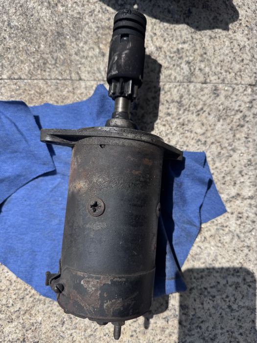 Motor de arranque Triumph