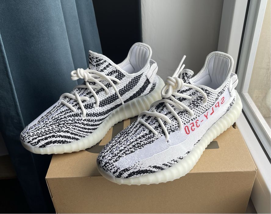 Buty Adidas Yeezy Boost 350 V2 Zebra 45 1/3