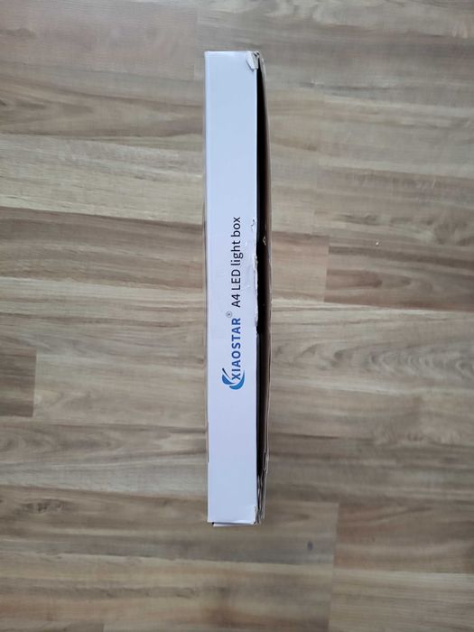 XIAOSTAR Tablet świetlny A4 do rysowania