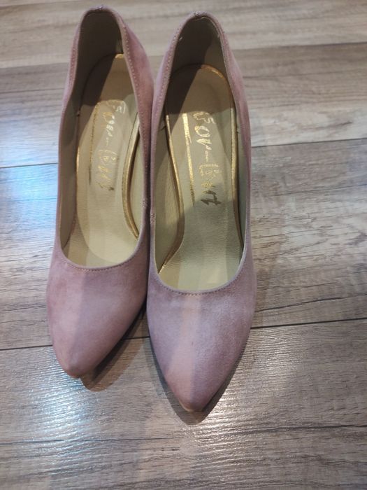 Buty/czółenka na słupku rozmiar 37