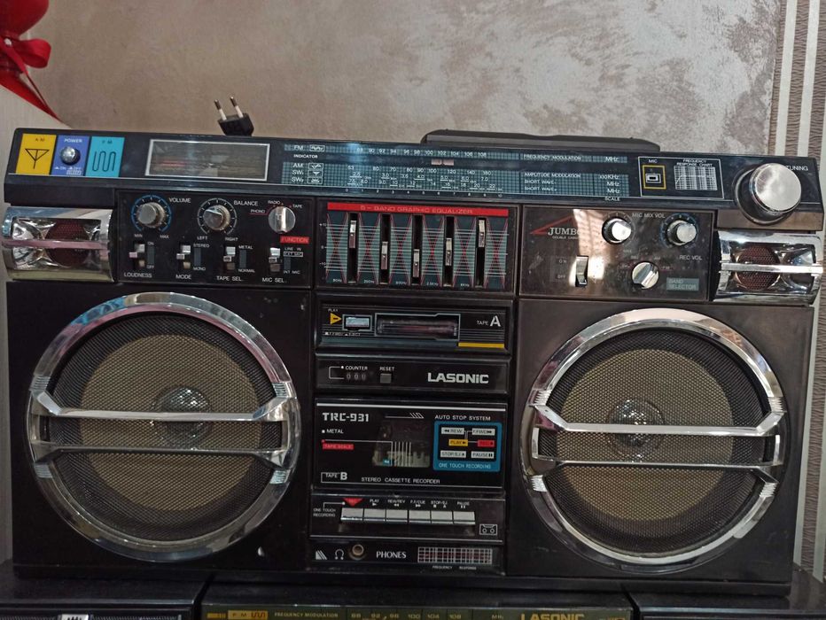 Lasonic 931 в хорошому стані