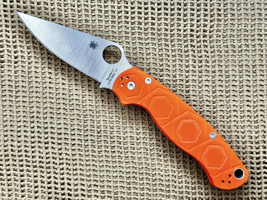 Ексклюзивний ніж Spyderco Para Military 2 G10 на супер сталі REX 121