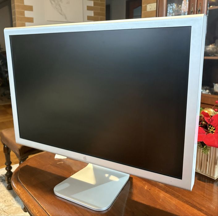 Monitor Apple Cinema Display a1082 22”