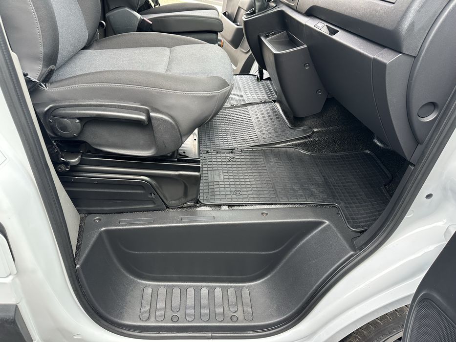 Renault Master 2020 10 Palet