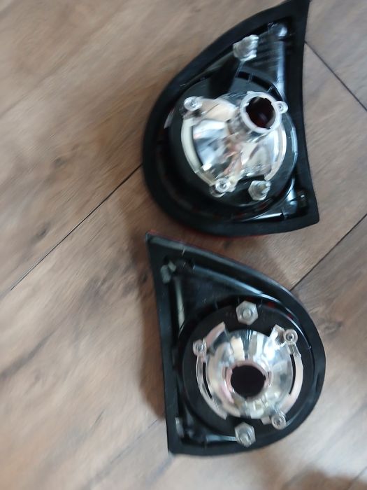 lampy tył klapa golf 5