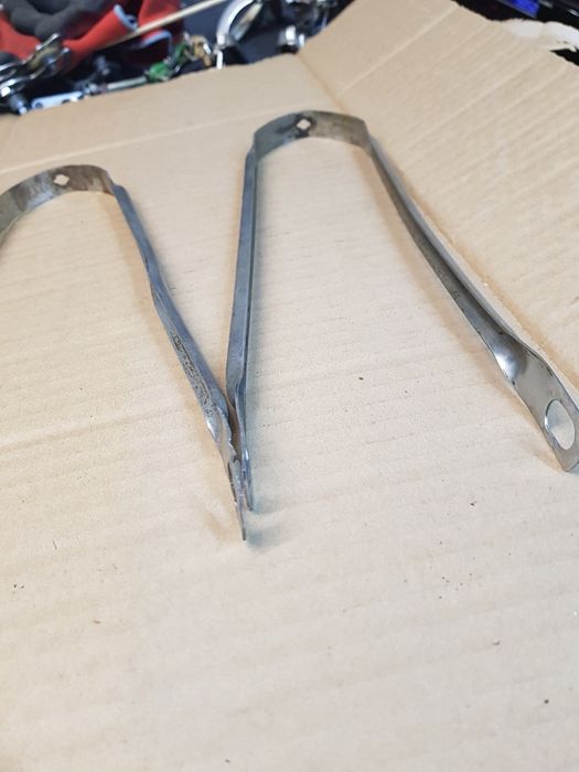 Stare wsporniki wspornik błotnika zzr