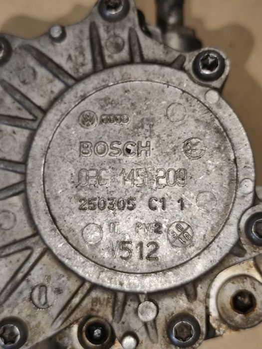 Вакуумний насос 2.0d. Volkswagen Фольксваген, Audi Ауді, Seat , Skoda