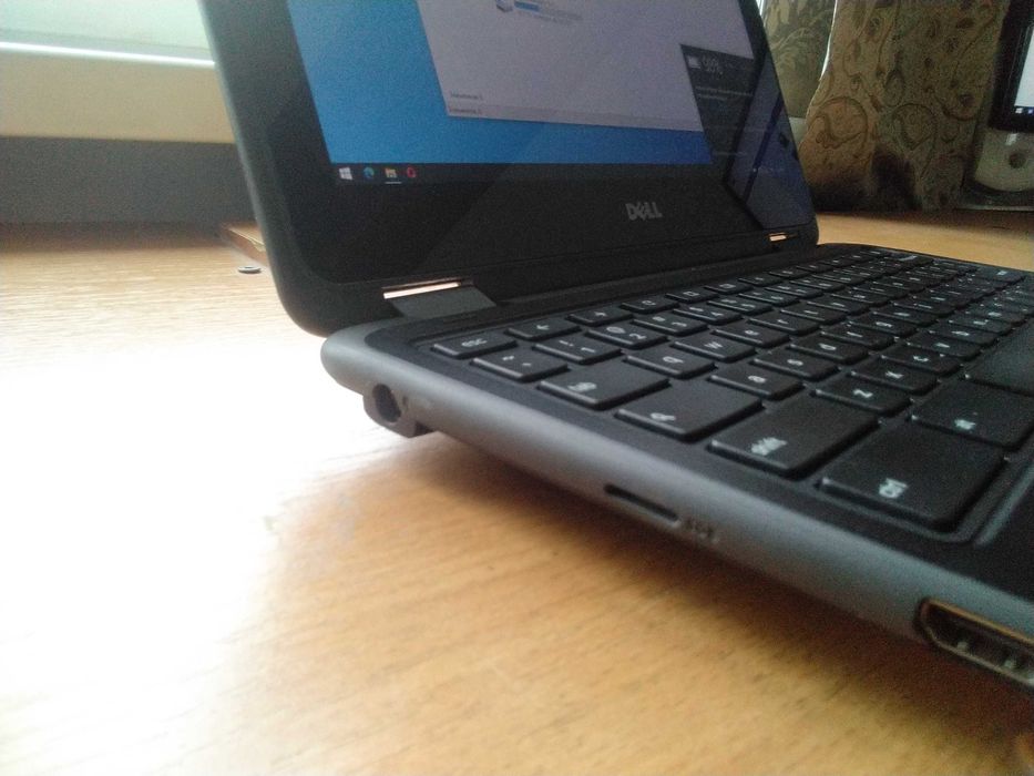 сенсорный ноутбук - нетбук мини, качество, батарея супер