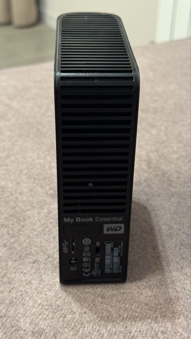 Зовнішній HDD Western Digital My Book Essential 2TB USB 3.0