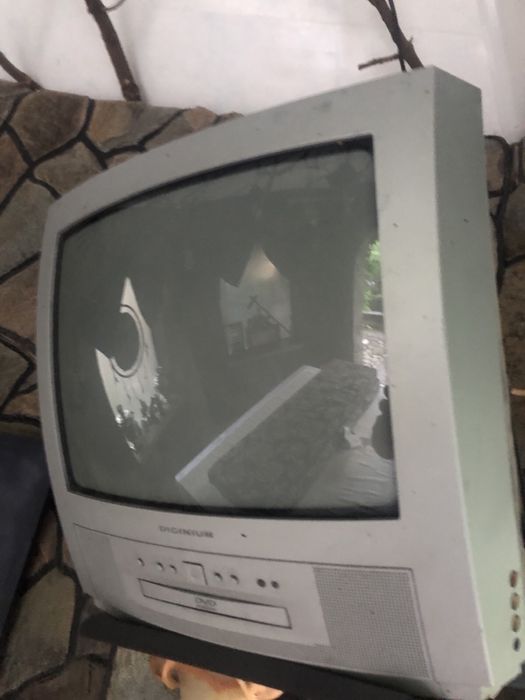 Телевізор (відеодвойка) для дачі