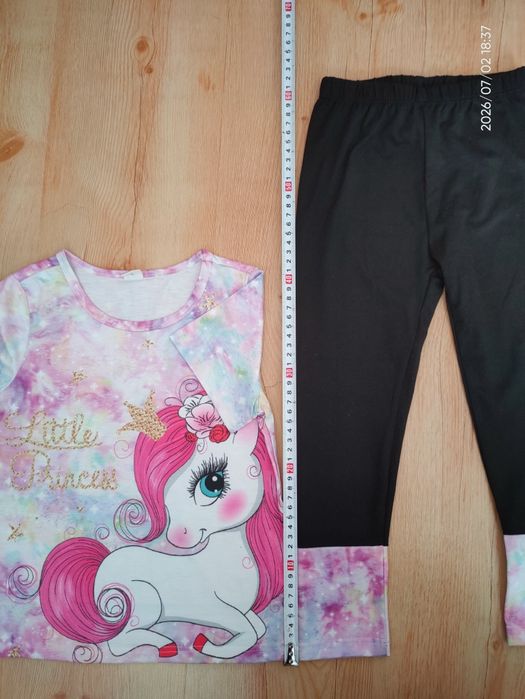 T-shirt i legginsy 110/116