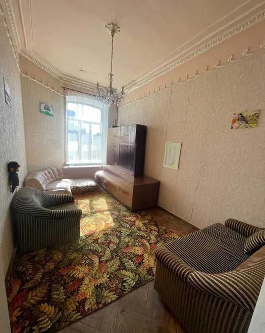 Продаж 3к вул. Сумська, 24