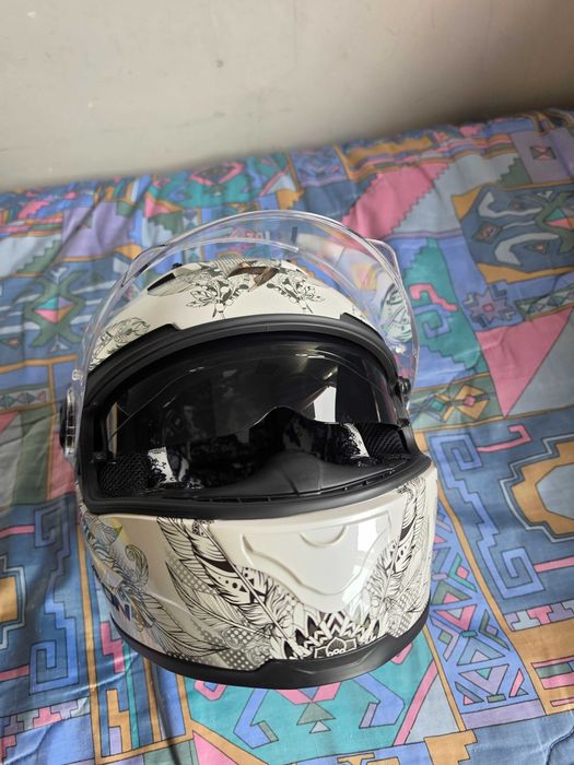 Capacete praticamente novo