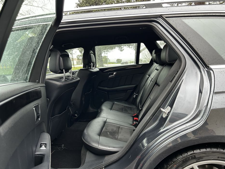 Mercedes-Benz E250 CDI ( caixa automática)