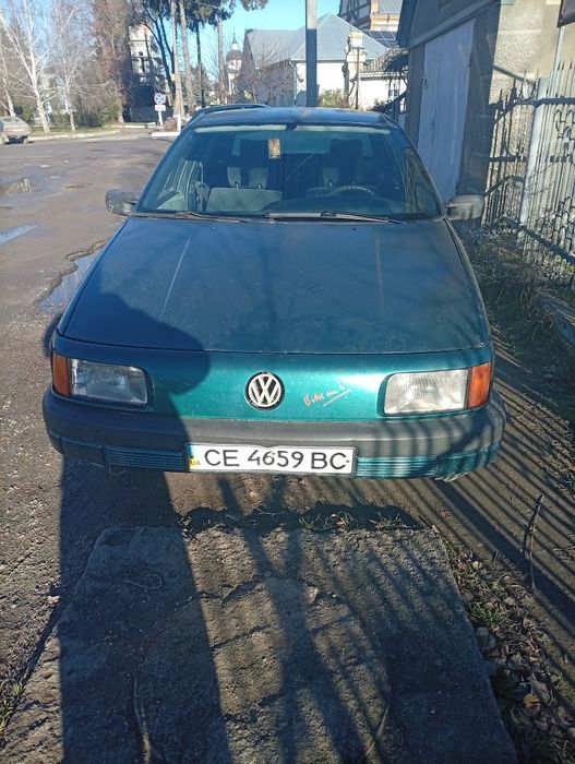 Продам Фольцваген пасат б3 1.8інжектор