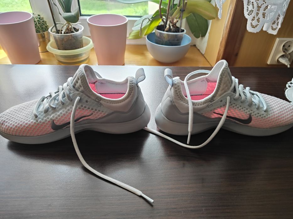 Buty Nike sportowe