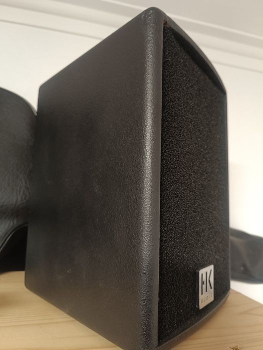 Serviço som / aluguer PA Triplex HK