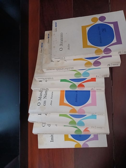 Biblioteca Básica  Verbo / Livros RTP